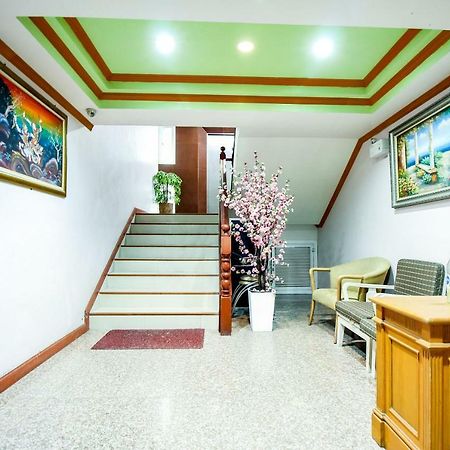 Oyo 280 Thai Garden Resort 방콕 외부 사진
